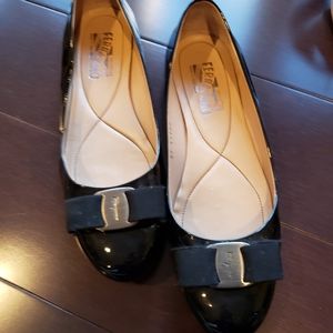 Salvatore Ferragamo Varina patent leather Flat